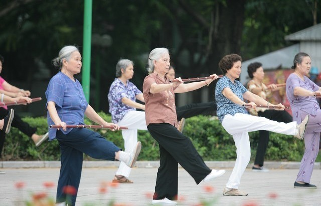 Chủ động phòng bệnh xương khớp trong mùa lạnh