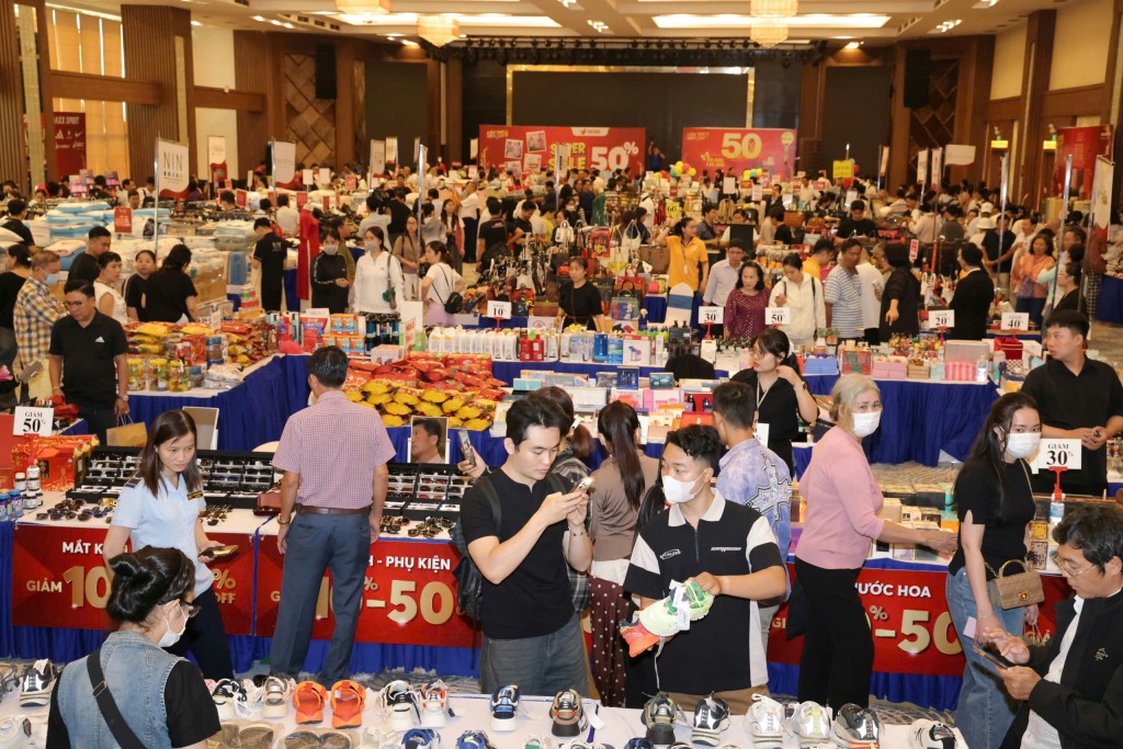 500 thương hiệu nổi tiếng giảm giá tới 80% tại Cần Thơ Mega Sale