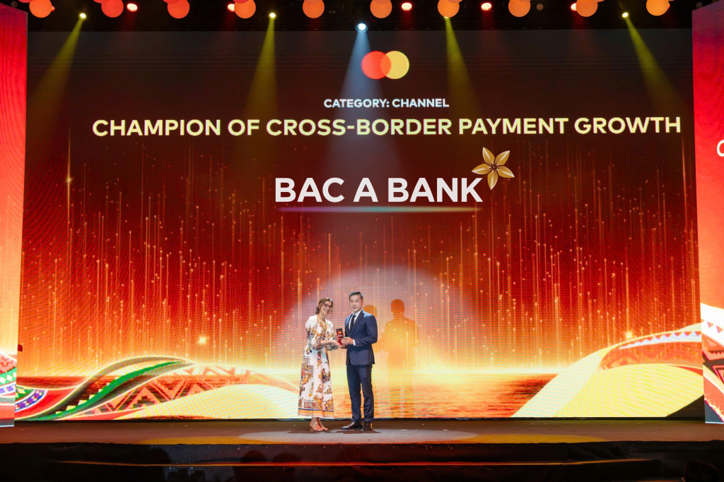 Thẻ tín dụng quốc tế BAC A BANK ghi dấu ấn tại sự kiện “Mastercard Customer Forum 2025”