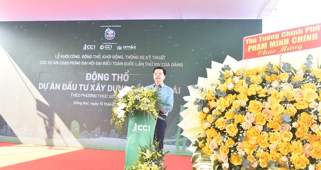 Phó Thủ tướng tin tưởng rằng Dự án xây dựng cầu Cát Lái sẽ hoàn thành đúng tiến độ, sớm trở thành biểu tượng kết nối giữa tỉnh Đồng Nai và TPHCM - Ảnh: VGP/Giang Thanh