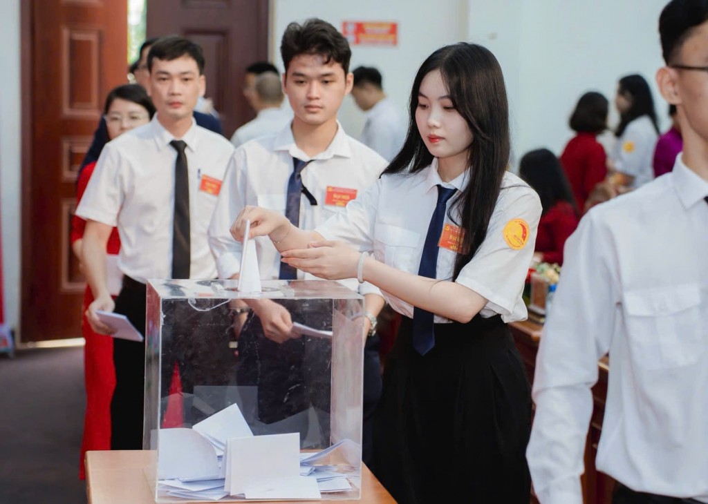 Nguyễn Diệu Thuý, đảng viên Chi bộ Sinh viên, Đảng bộ Học viện Tòa án