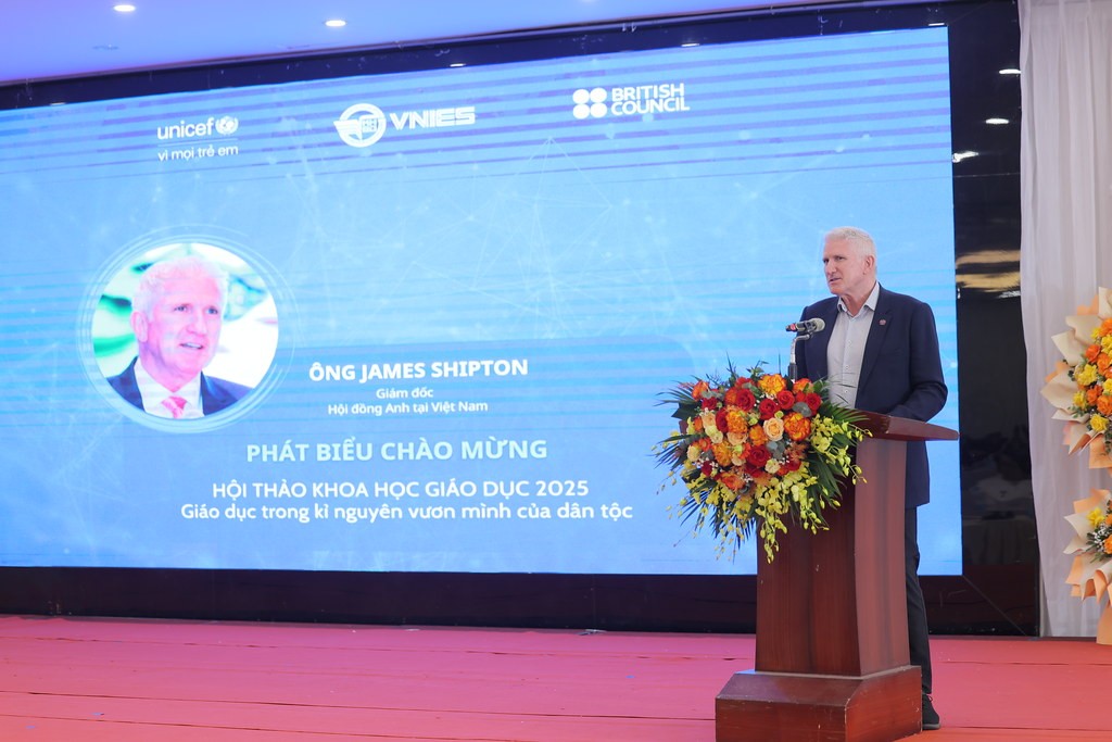 Ông James Shipton, Giám đốc Hội đồng Anh tại Việt Nam
