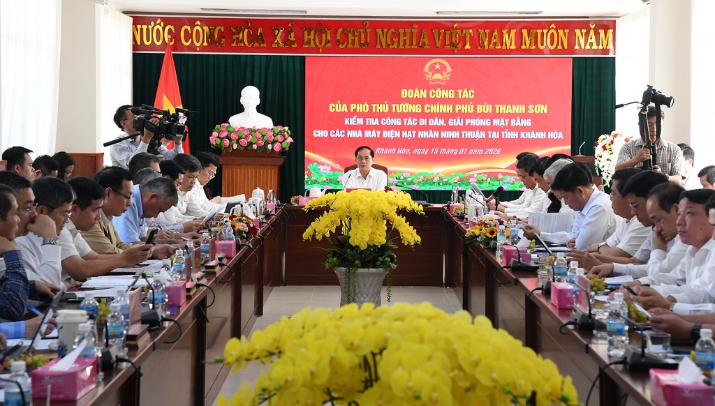 Phó Thủ tướng Bùi Thanh Sơn làm việc với tỉnh Khánh Hoà - Ảnh: VGP/Hải Minh