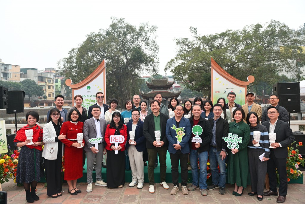 Ngày trồng cây cộng đồng 2026 mở màn đề án “Tre chống lũ” tại Nghệ An Ngày trồng cây cộng đồng 2026 mở màn đề án “Tre chống lũ” tại Nghệ An