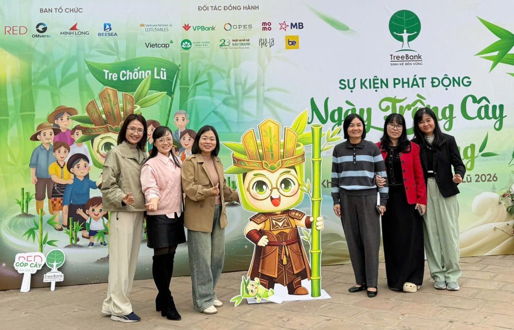 Ngày trồng cây cộng đồng 2026 mở màn đề án “Tre chống lũ” tại Nghệ An