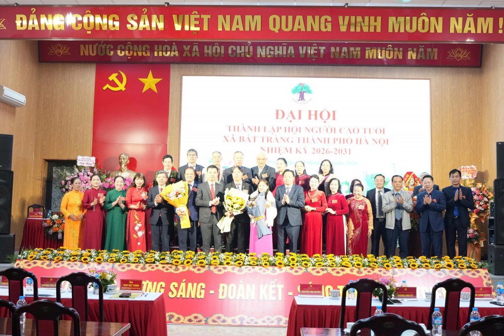 Phát huy vai trò “tuổi cao gương sáng” trong cộng đồng dân cư