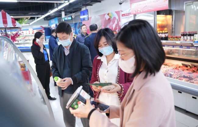 An tâm sắm Tết: Siết chặt quy trình kiểm soát tại các siêu thị