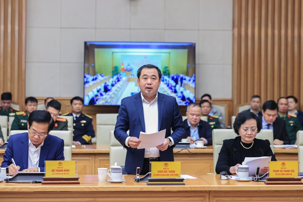 Bộ trưởng Bộ Nông nghiệp và Môi trường Trần Đức Thắng nêu các bài học kinh nghiệm rút ra từ việc triển khai Chiến dịch Quang Trung - Ảnh: VGP/Nhật Bắc