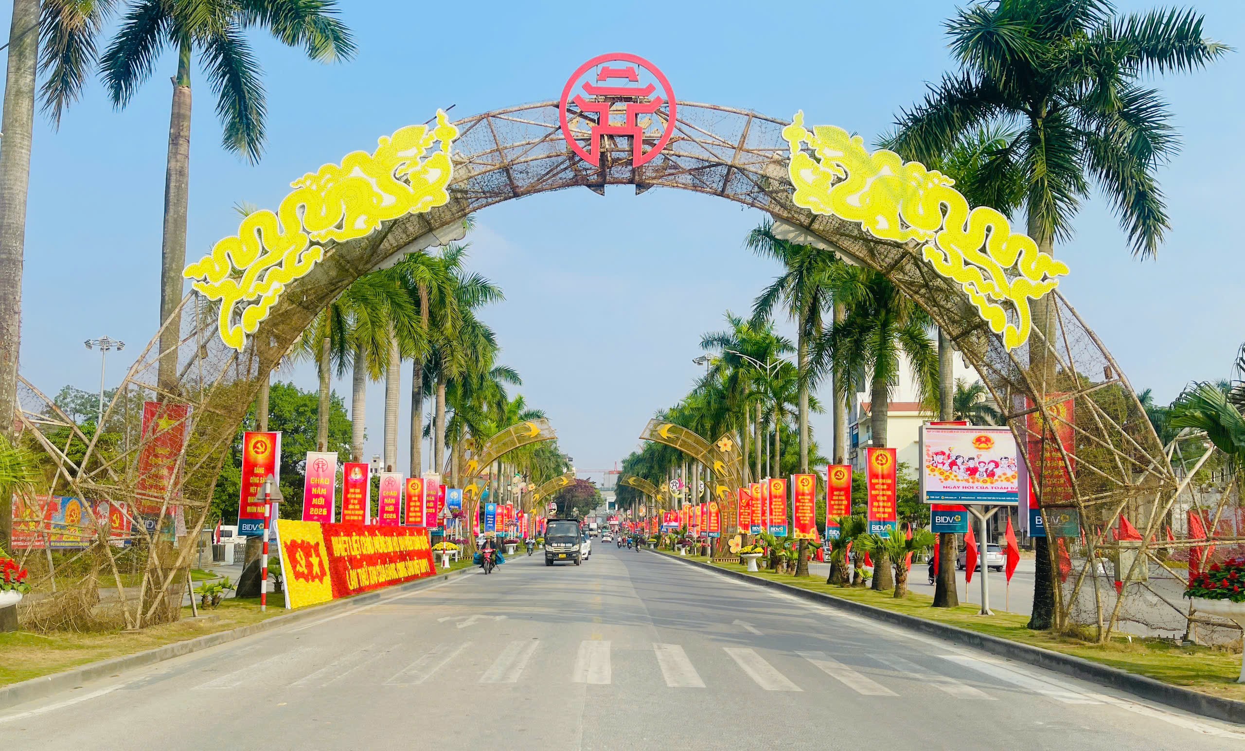 Phụ nữ Hà Nội đẩy mạnh tuyên truyền trực quan về Đại hội Đảng