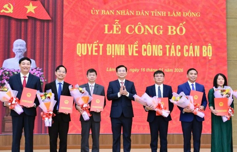 Lâm Đồng công bố quyết định về công tác cán bộ