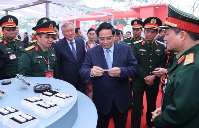 Nhà máy chế tạo chip bán dẫn công nghệ cao là mắt xích then chốt mà Việt Nam còn thiếu