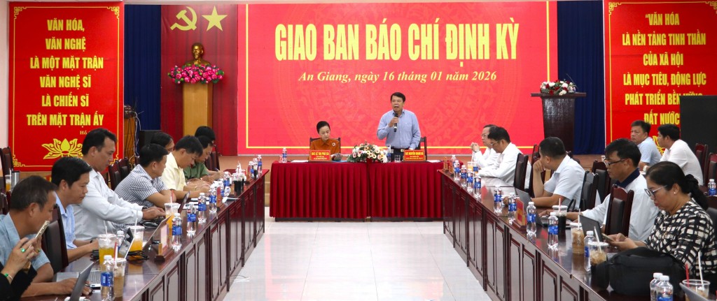 Quang cảnh kỳ họp giao ban báo chí tháng 1/2026 diễn ra sáng nay 16/1 (ảnh: Như Ngọc)