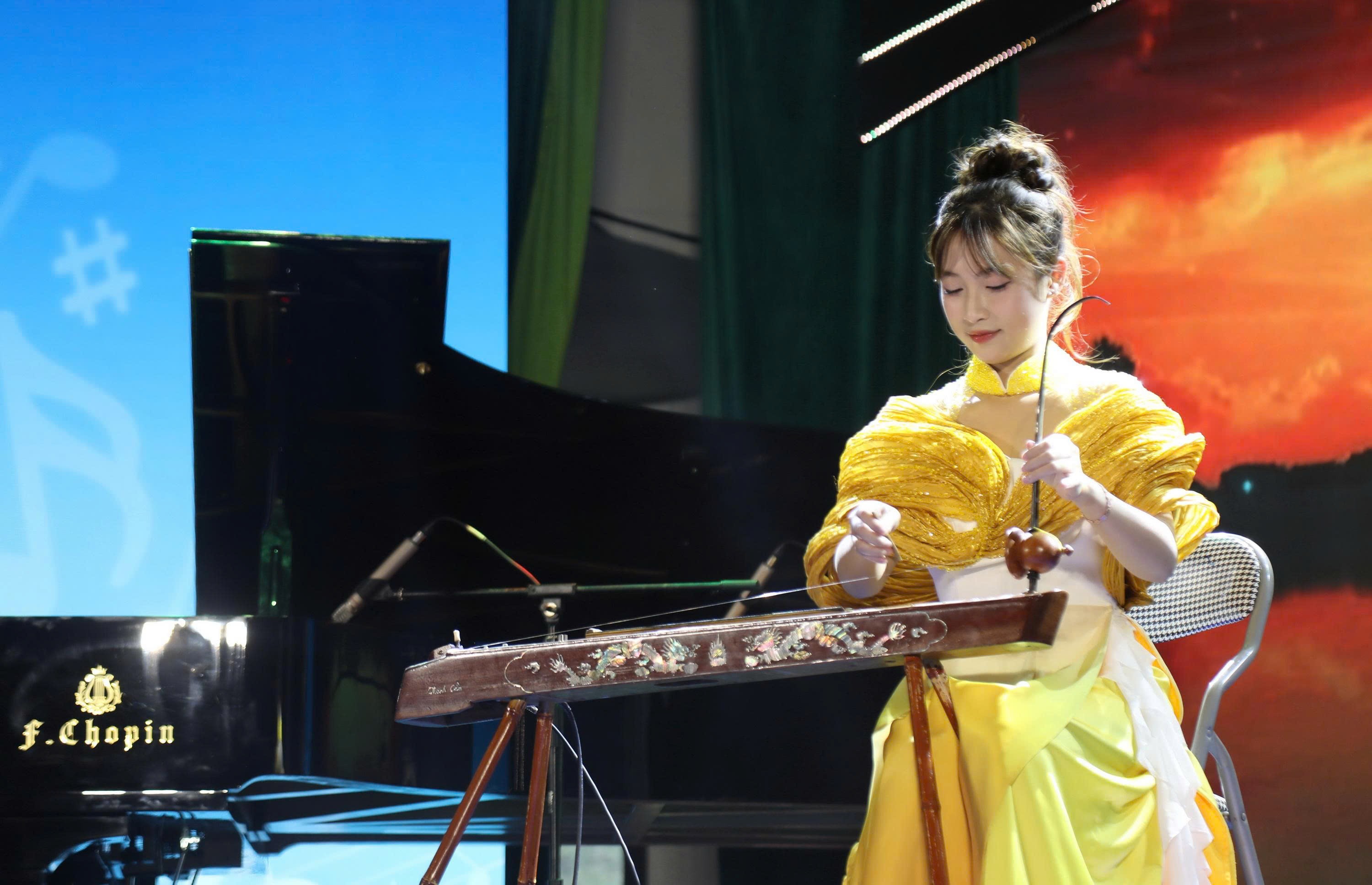 Học sinh Thủ đô tỏa sáng tài năng tại liên hoan nhạc cụ