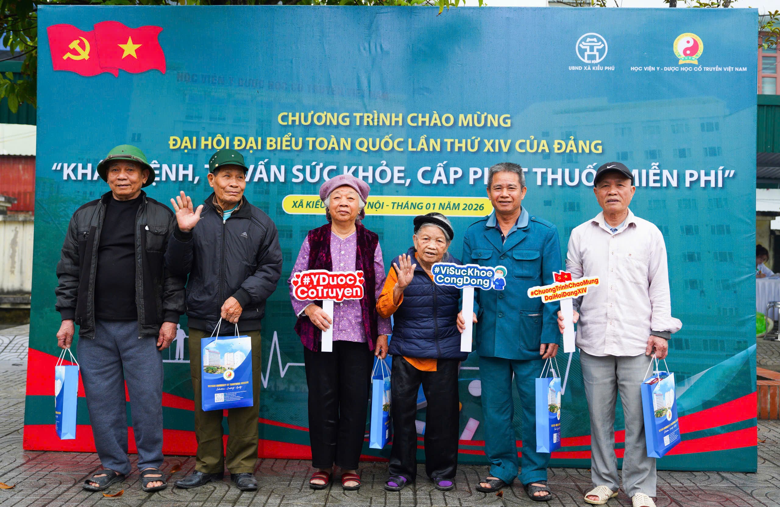 2.500 người được khám bệnh, phát thuốc miễn phí