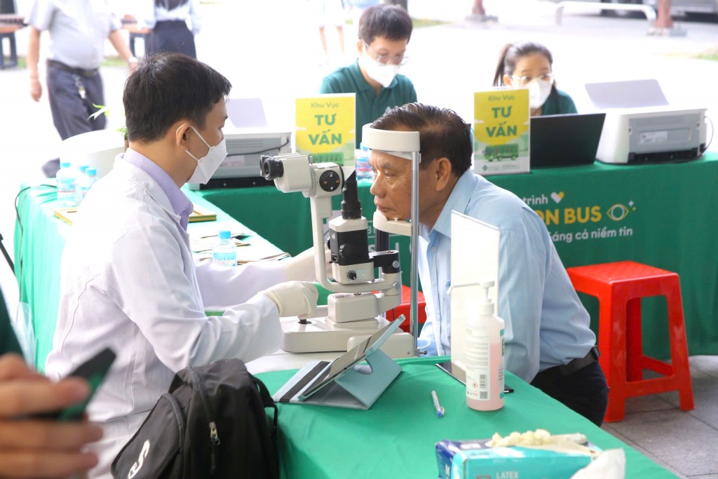 Thủ Dầu Một tổ chức ngày hội chăm sóc mắt cộng đồng miễn phí