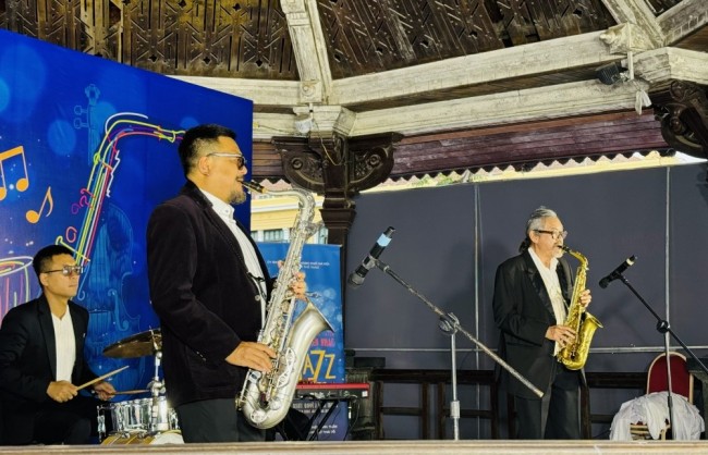 Jazz kết nối con người với đô thị qua "Âm nhạc cuối tuần"