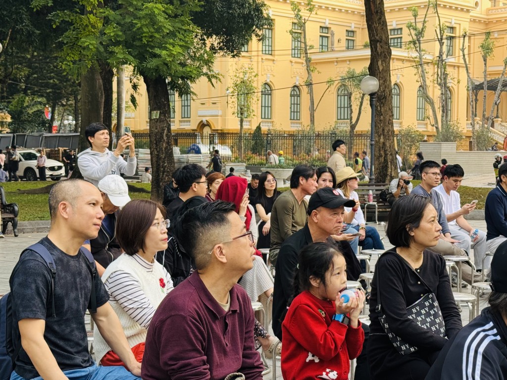 Mỗi tiết mục đều khiến khán giả say mê, hứng thú