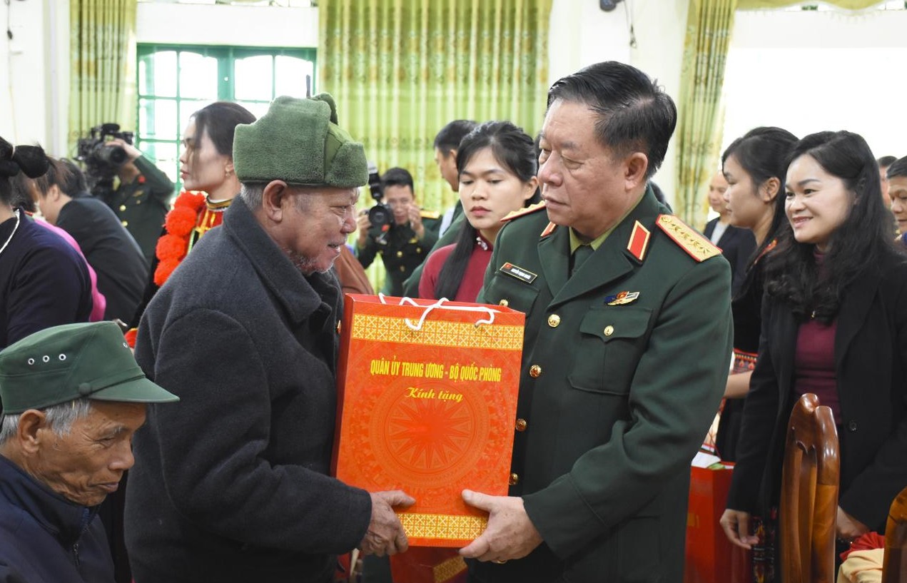 Xây dựng Đảng bộ Quân đội mẫu mực, tiêu biểu, ngang tầm nhiệm vụ