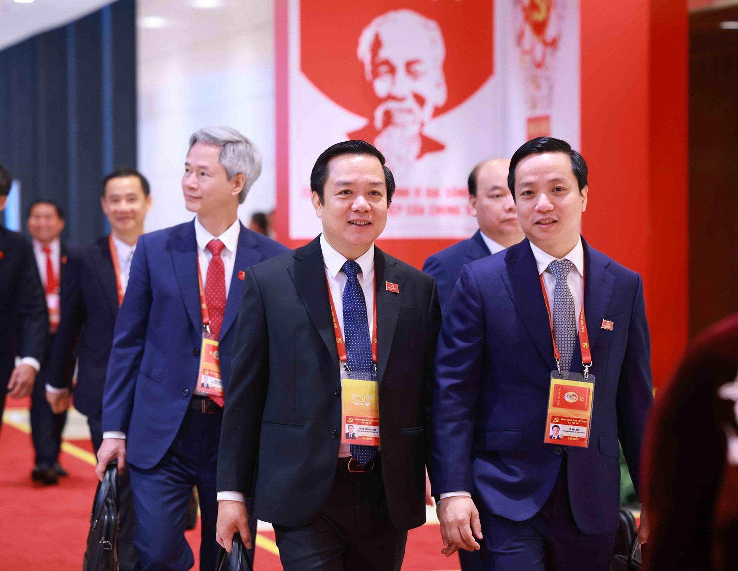 Các đại biểu đến dự Đại hội XIV của Đảng