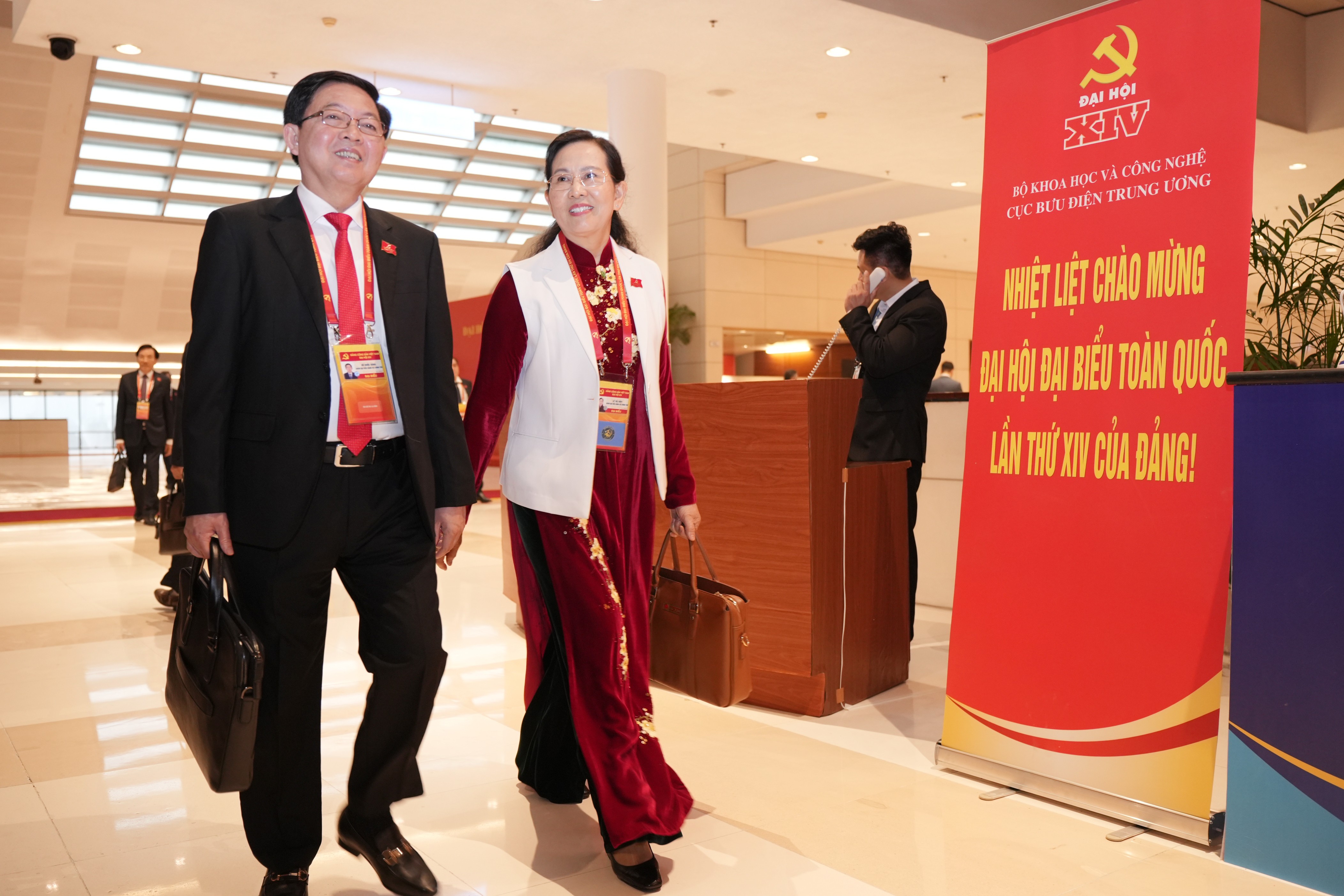 Đại hội XIV của Đảng bước vào ngày làm việc đầu tiên