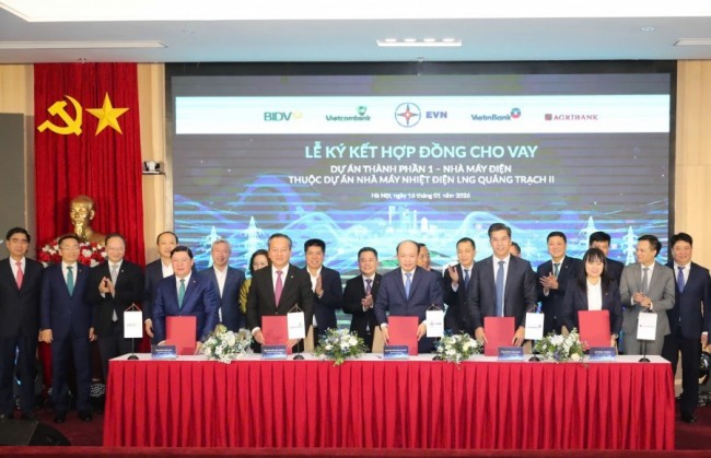 EVN ký hợp đồng vay vốn Dự án thành phần 1 Nhà máy điện LNG Quảng Trạch II
