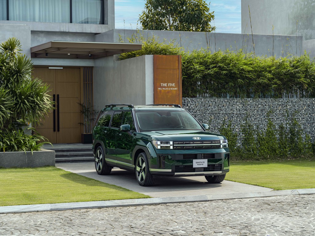 Hyundai Santa Fe Hybrid