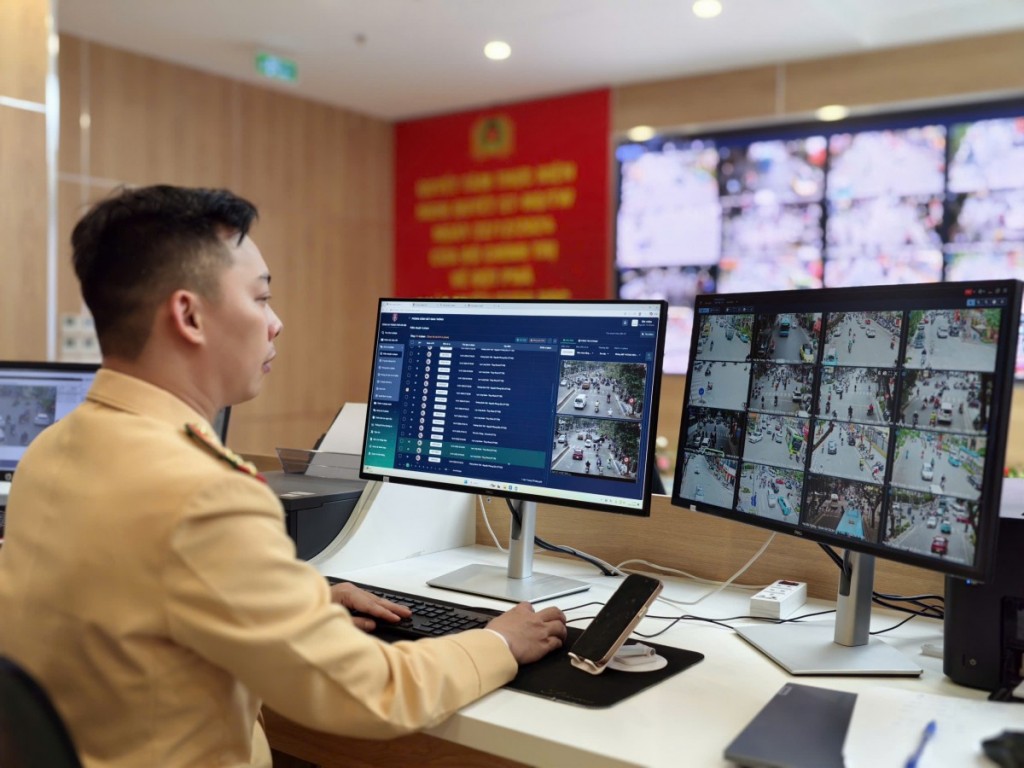 Giữ vững an toàn giao thông phục vụ Đại hội XIV của Đảng