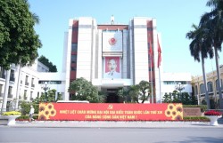 Đồng chí Phạm Quí Tiên xử lý công việc trong thời gian Đoàn đại biểu Đảng bộ TP Hà Nội dự Đại hội XIV