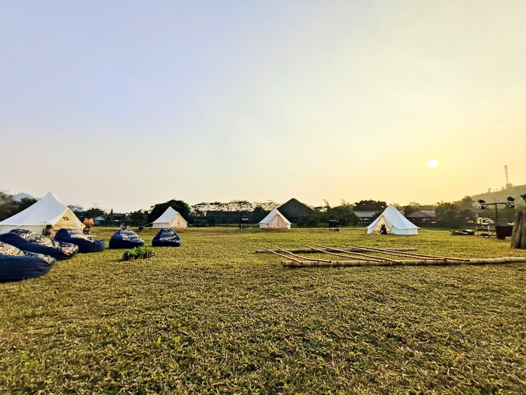 Lưu ngay điểm cắm trại mới view cực xịn tại Serena Resort Kim Bôi