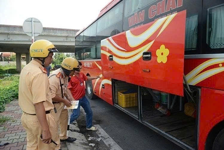 Siết chặt quản lý vận tải hành khách tại cửa ngõ phía Tây TP Hồ Chí Minh