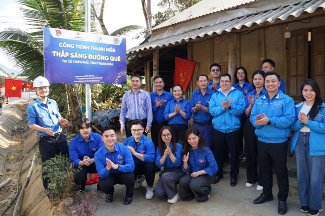 Tuổi trẻ EVNNPC viết tiếp hành trình “Trao yêu thương - Sáng biên cương”