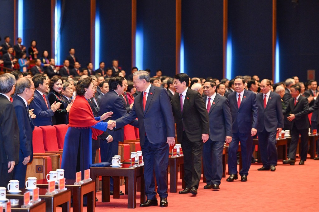 Xác lập những quyết sách mang tính bệ phóng cho mục tiêu 100 năm