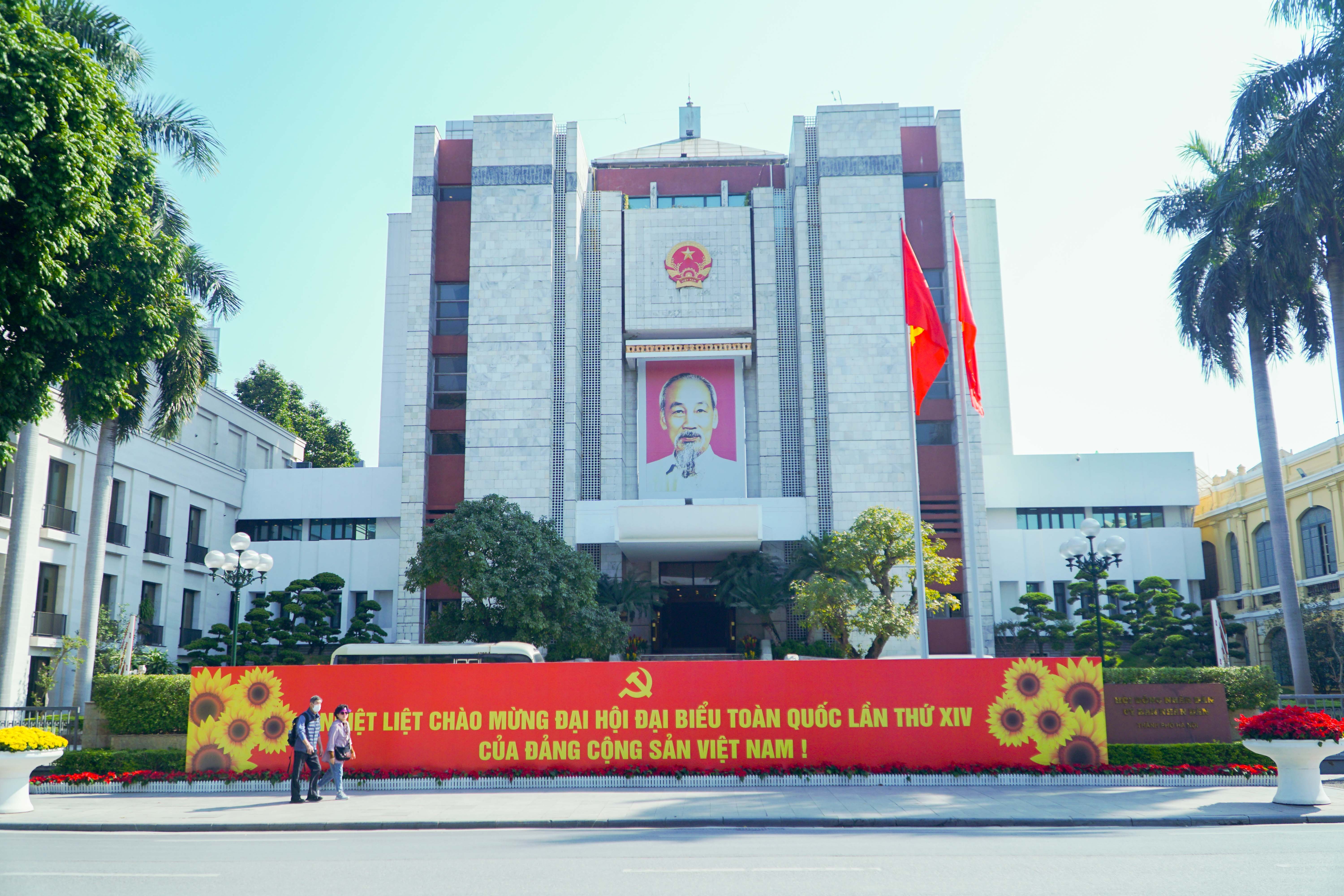 Sắc đỏ Đại hội XIV rực rỡ tại các điểm di tích ở Hà Nội