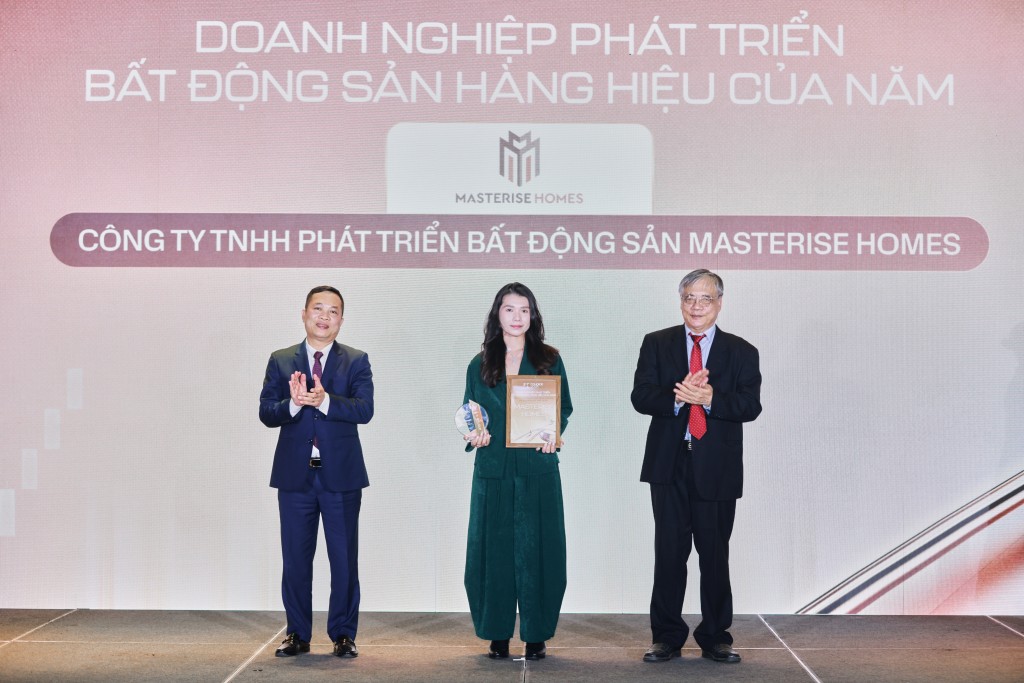 Masterise Homes vừa được vinh danh “Doanh nghiệp phát triển bất động sản hàng hiệu của  năm” tại FChoice Awards 2025