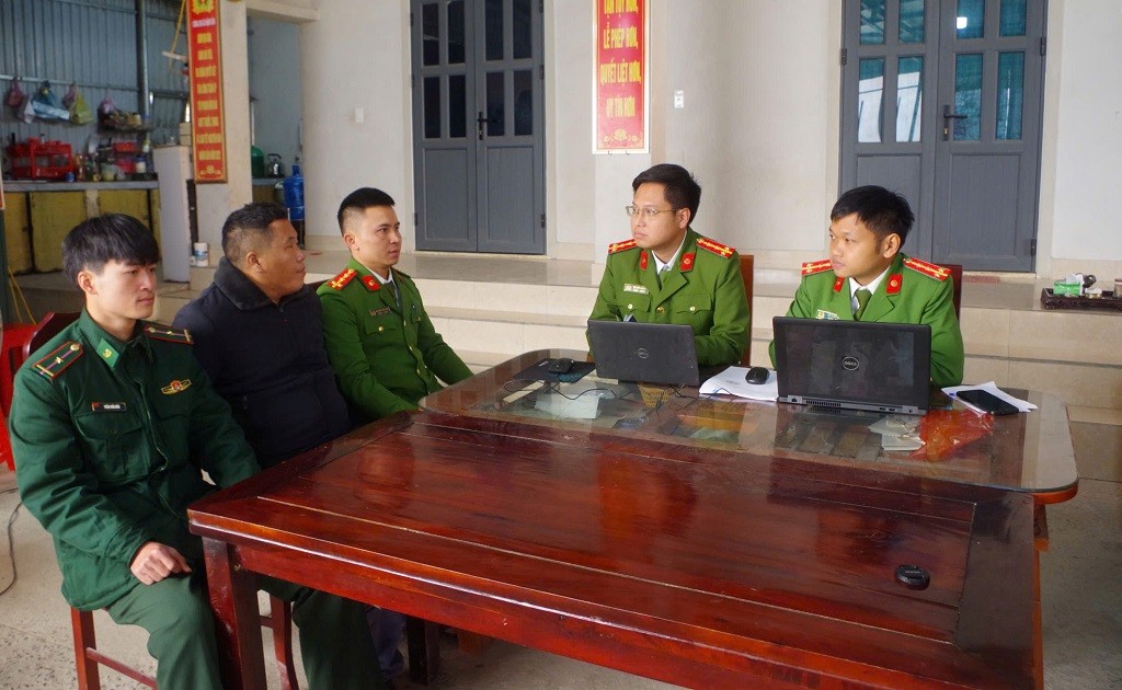 Đối tượng Lầu Bá Cải tại Cơ quan Công an