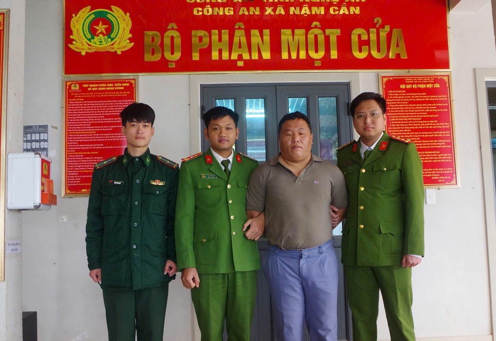 Nghệ An: Công an xã Nậm Cắn bắt giữ đối tượng mua bán ma túy, trốn truy nã gần 17 năm