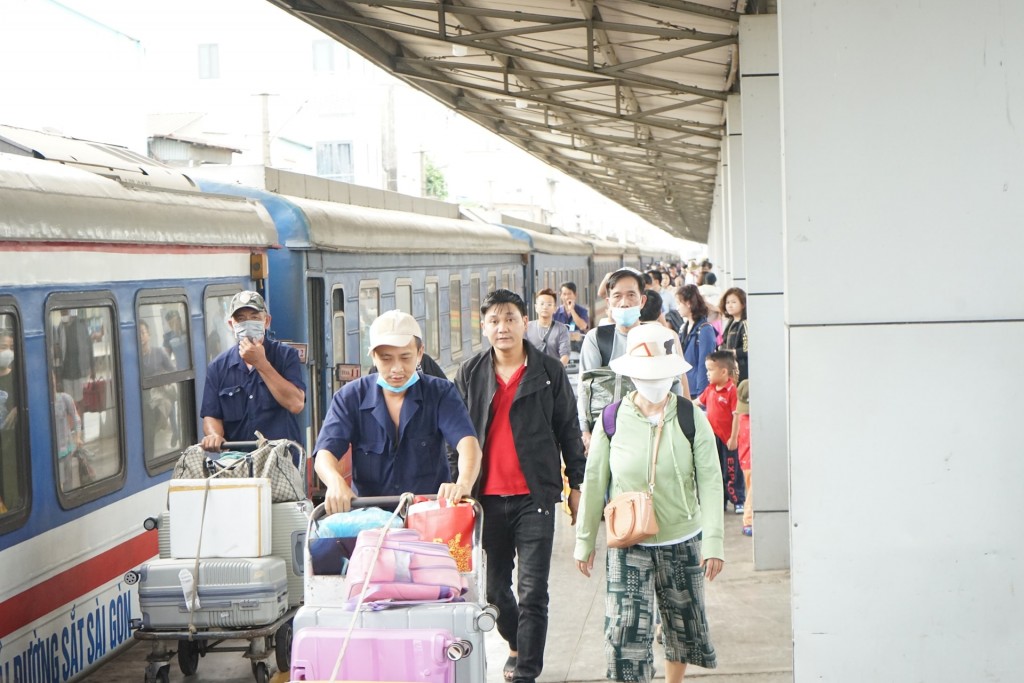 Ngành đường sắt dự kiến chạy hơn 900 chuyến tàu dịp Tết Nguyên đán