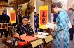 "Tết Việt - Tết Phố" đánh thức di sản Hà Nội giữa nhịp sống đương đại