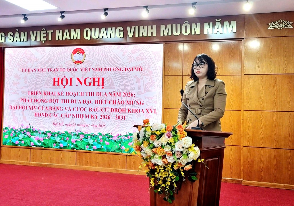 Đồng chí Lê Thị Bích Hà - Ủy viên Ban Thường vụ Đảng ủy, Chủ tịch Uỷ ban MTTQ Việt Nam phường Đại Mỗ phát động phong trào thi đua năm 2026