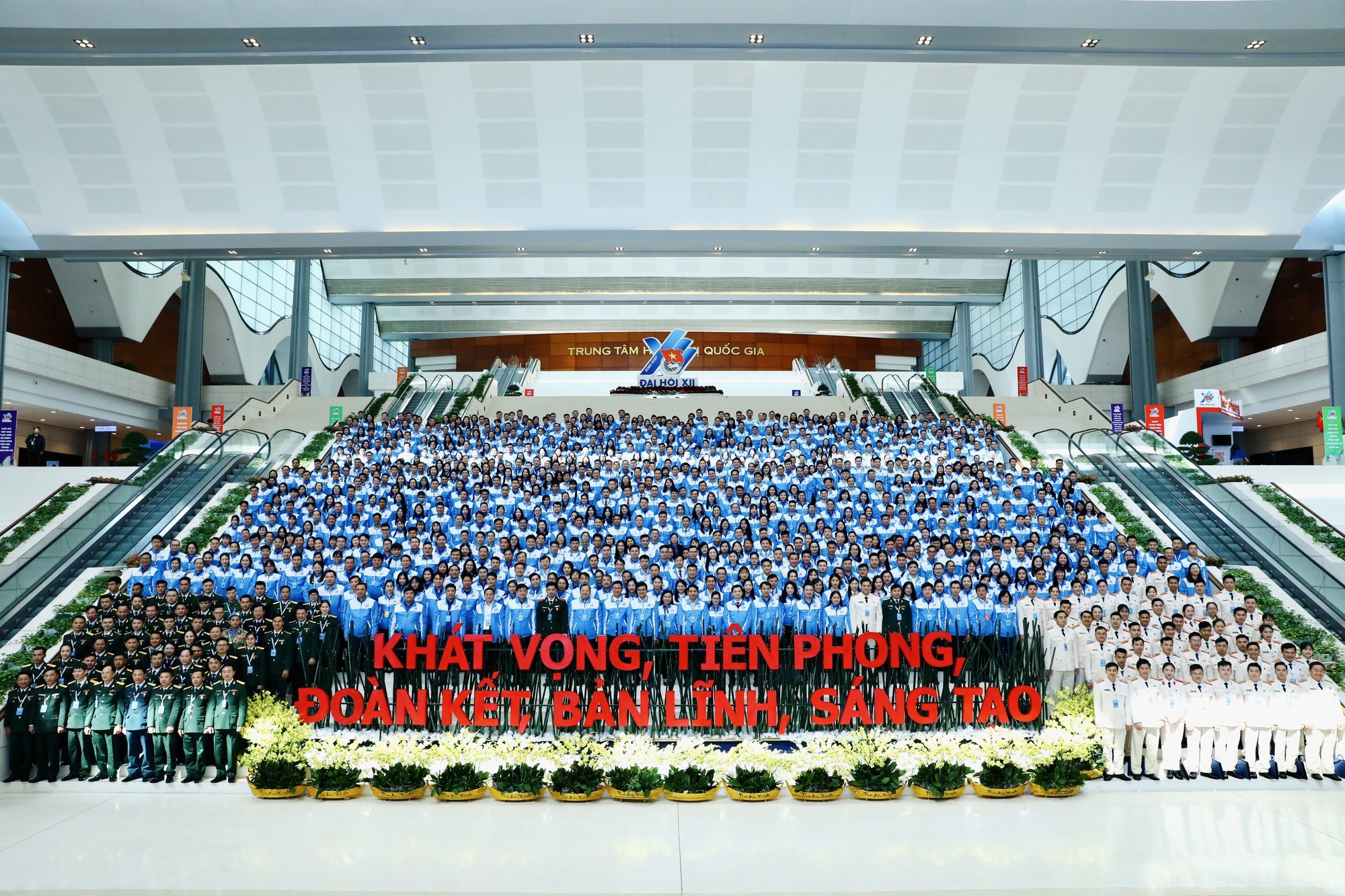 Thanh niên Việt Nam năng động, sáng tạo: Xây dựng chính phủ số, xã hội số