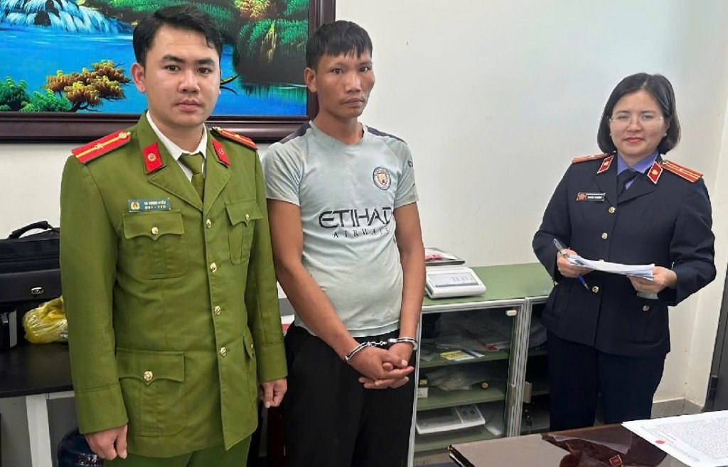 Mường Quàng (Nghệ An): Một đối tượng có 2 tiền án vẫn mua bán chất ma túy