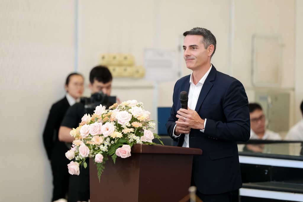 Ông Fabien Sanchez, Giám đốc Kinh doanh Home Credit Việt Nam tại sự kiện.