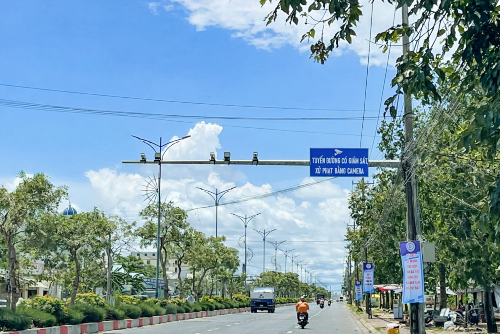 Camera giám sát giao thông ghi nhận 356 trường hợp vi phạm trật tự an toàn giao thông trong nửa tháng đầu năm 2026.