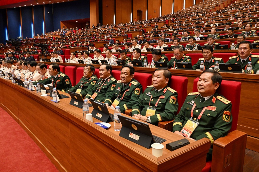 Công an Nhân dân đổi mới tư duy bảo vệ an ninh quốc gia theo hướng phục vụ và kiến tạo phát triển