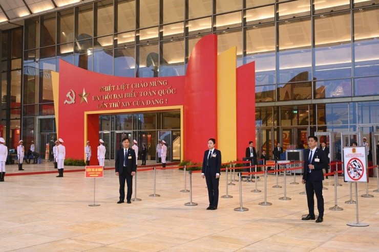 CBCS nữ của Phòng Bảo vệ sự kiện đặc biệt quan trọng và khách quốc tế, Bộ Tư lệnh Cảnh vệ cùng các đồng nghiệp triển khai phương án bảo vệ CBCS nữ của Phòng Bảo vệ sự kiện đặc biệt quan trọng và khách quốc tế, Bộ Tư lệnh Cảnh vệ cùng các đồng nghiệp triển khai phương án bảo vệ