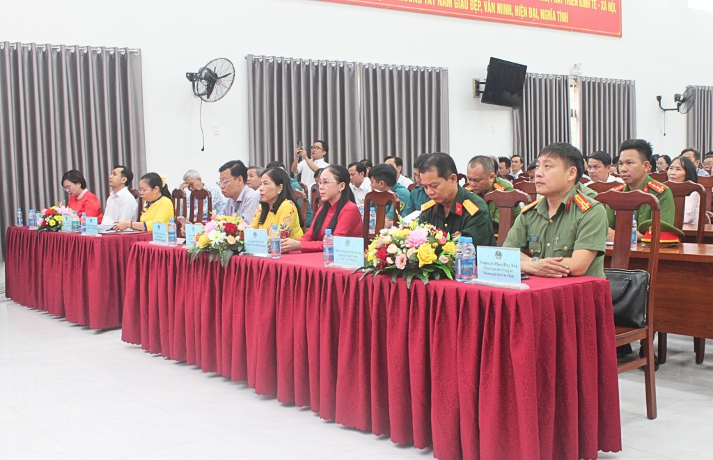 Lấy cải cách hành chính, chuyển đổi số làm động lực phát triển Lấy cải cách hành chính, chuyển đổi số làm động lực phát triển