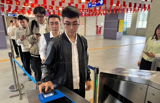 Bước chuyển trong lộ trình hiện đại hóa giao thông công cộng Thủ đô