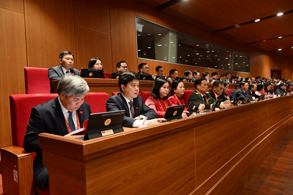 Tập trung thực hiện 3 khâu đột phá chiến lược, đưa Vĩnh Long phát triển nhanh và bền vững