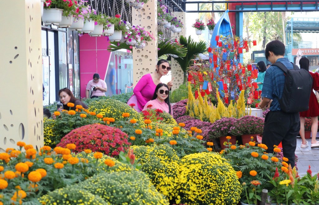 Điểm sinh hoạt văn hóa, mua sắm an toàn, văn minh phục vụ Nhân dân dịp Tết Nguyên đán