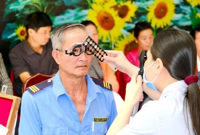 V.Rohto mang hàng trăm nghìn ca khám và mổ mắt miễn phí đến cộng đồng V.Rohto mang hàng trăm nghìn ca khám và mổ mắt miễn phí đến cộng đồng